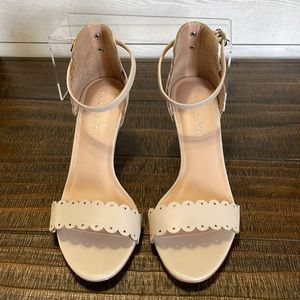Kelly & Katie Jasmyn heels, Cream color, size 8